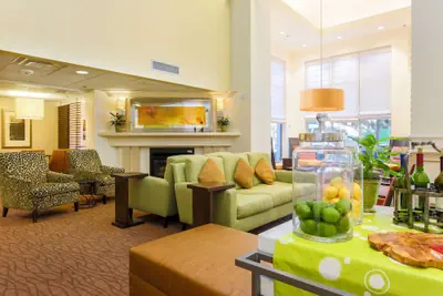 Photo 5 - Hilton Garden Inn Dallas/Market Center