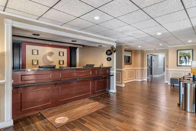 Photo 3 - Comfort Inn & Suites Athens North