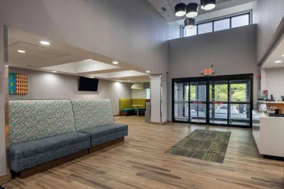 Photo 3 - Hampton Inn & Suites Alpharetta Roswell