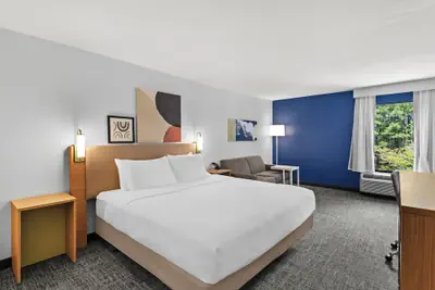 Photo 4 - Spark by Hilton Alpharetta Roswell