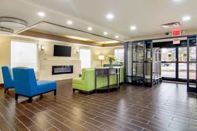 Photo 4 - Comfort Inn Acworth - Kennesaw Northwest