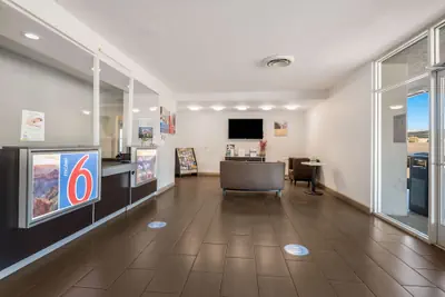 Photo 4 - Motel 6 Tucson, AZ