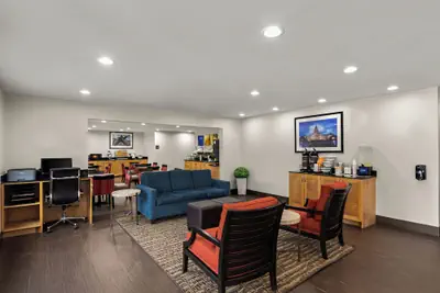 Photo 5 - Comfort Inn & Suites Austin North Loop