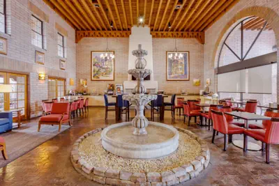 Photo 5 - Comfort Suites Tucson near Sabino Canyon