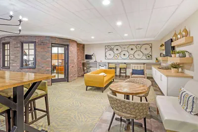 Photo 3 - Best Western Plus Grant Creek Inn