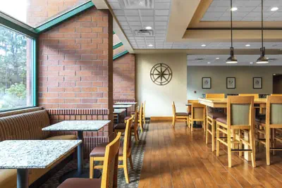 Photo 5 - Hampton Inn Kalispell