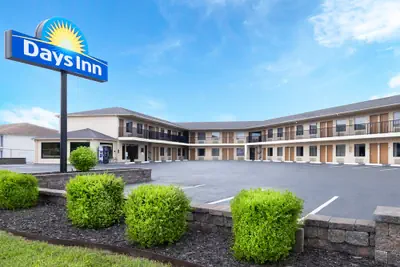 Photo 2 - Days Inn by Wyndham St. Robert Waynesville/Ft. Leonard Wood
