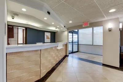 Photo 5 - Drury Inn & Suites St. Louis St. Peters