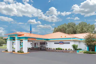 Photo 2 - Howard Johnson by Wyndham Ocala FL I-75