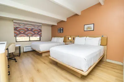 Photo 4 - Ramada by Wyndham Davenport Orlando South