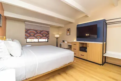 Photo 5 - Ramada by Wyndham Davenport Orlando South