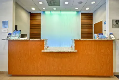 Photo 4 - Fairfield Inn & Suites by Marriott Atlanta Vinings/Galleria