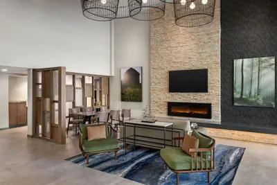 Photo 4 - Fairfield by Marriott Inn & Suites Madison South