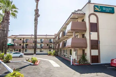 Photo 2 - Quality Inn San Diego I-5 Naval Base