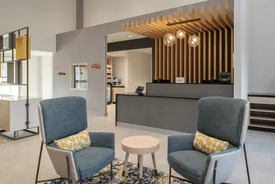 Photo 3 - TownePlace Suites by Marriott Portland Airport