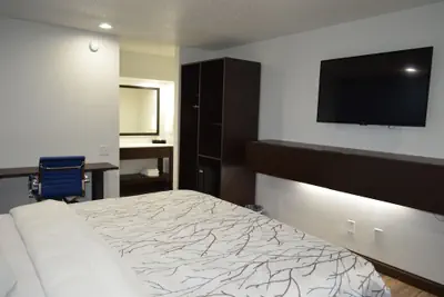 Photo 4 - Athena Inn