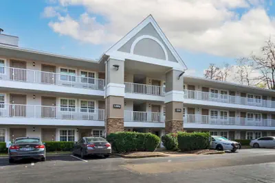 Photo 2 - Extended Stay America Select Suites Nashville Airport