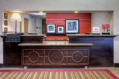 Photo 4 - Hampton Inn Russellville