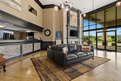 Photo 3 - Best Western Windsor Suites