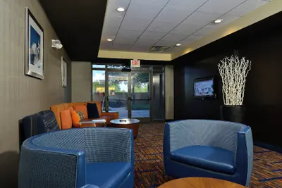 Photo 3 - Courtyard By Marriott Bentonville