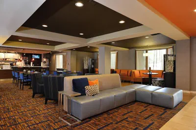 Photo 4 - Courtyard By Marriott Bentonville