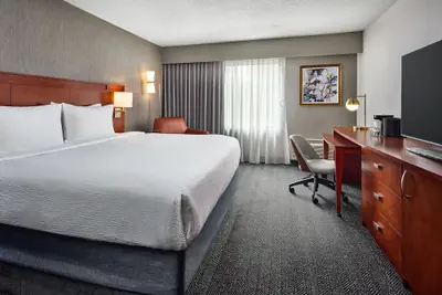 Photo 2 - Courtyard by Marriott Fort Collins