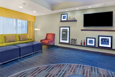 Photo 4 - Hampton Inn Conyers
