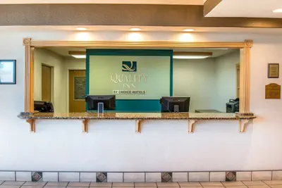Photo 4 - Quality Inn Burlington
