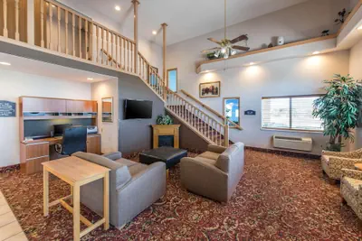 Photo 3 - Quality Inn Burlington