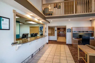 Photo 5 - Quality Inn Burlington
