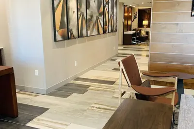 Photo 4 - Windmill Suites Surprise - Phoenix, an Ascend Collection Hotel