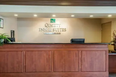 Photo 5 - Quality Inn & Suites Albuquerque West