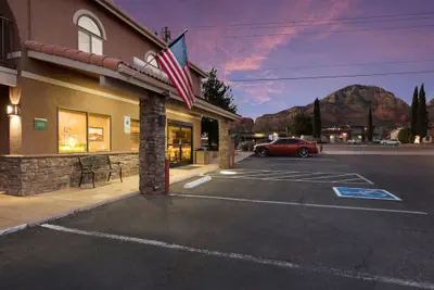 Photo 3 - GreenTree Inn Sedona