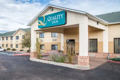 Photo 2 - Quality Inn Colorado Springs Airport