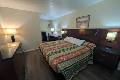 Photo 3 - Economy Inn Safford