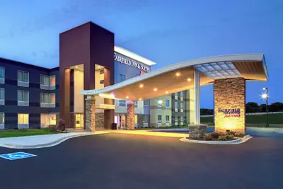 Photo 2 - Fairfield Inn & Suites by Marriott Madison West/Middleton