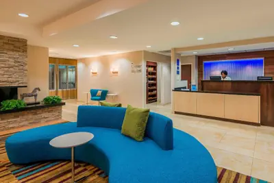 Photo 2 - Fairfield Inn & Suites by Marriott Mobile