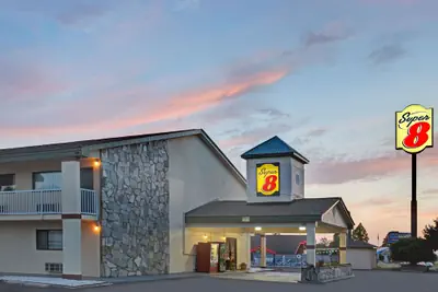 Photo 2 - Super 8 by Wyndham Shelby