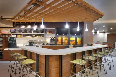 Photo 5 - Courtyard by Marriott Charlotte Airport LoSo