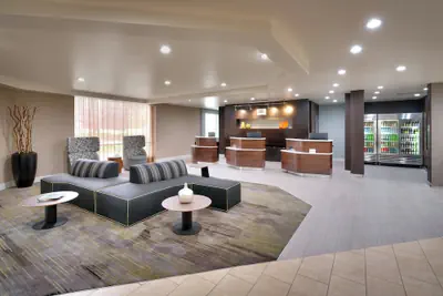 Photo 3 - Courtyard by Marriott Charlotte Airport LoSo