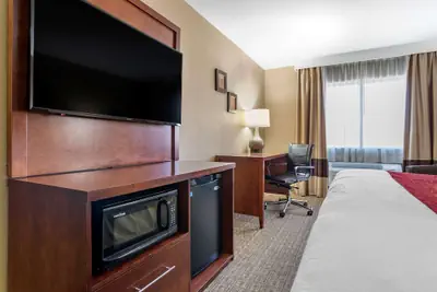 Photo 5 - Comfort Inn & Suites Leeds I-20