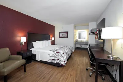 Photo 4 - Red Roof Inn Gulf Shores