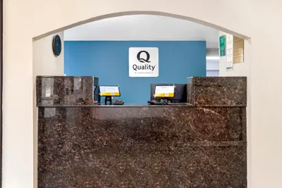 Photo 3 - Quality Inn & Suites Decatur - Priceville I-65
