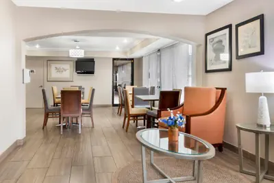 Photo 5 - Quality Inn & Suites Decatur - Priceville I-65