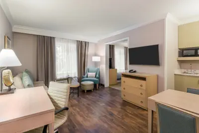 Photo 3 - Holiday Inn Express Fairhope by IHG
