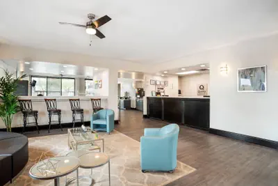Photo 5 - Quality Inn Foley - Gulf Shores North