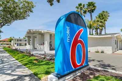 Photo 2 - Motel 6 Santa Maria, CA - South