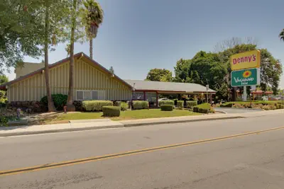 Photo 2 - Vagabond Inn Sunnyvale