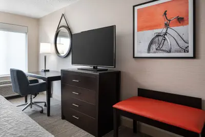 Photo 4 - Hampton Inn Loveland