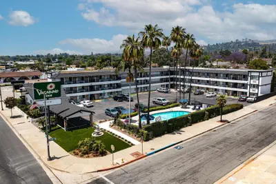 Photo 2 - Vagabond Inn Whittier